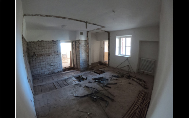 Das Bad im ersten Stock wurde abgetragen, das Balkonzimmer ist nun in der ursprünglichen Größe. DCIM100GOPROGOPR8398.JPG